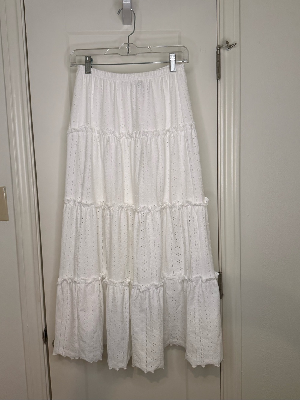 SHEIN White Eyelet Tiered Maxi Skirt